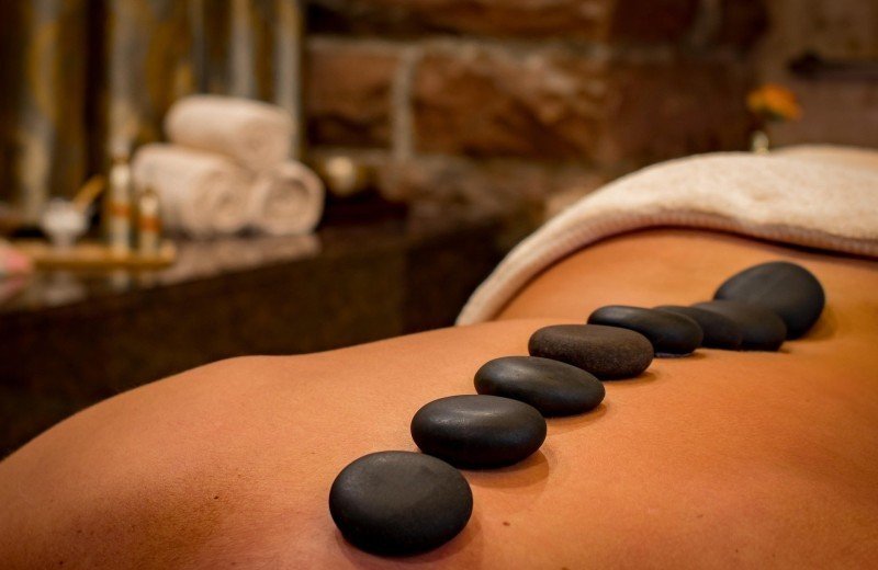 Hot-Stone-Massage